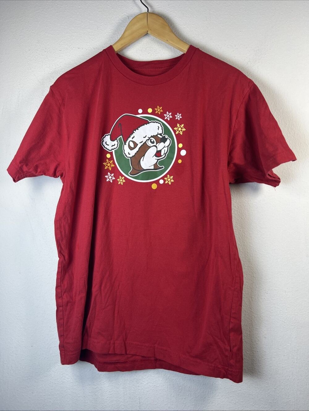 Buc-ee's Believe In The Magic Of Christmas Holiday T Shirt Red Medium Unisex